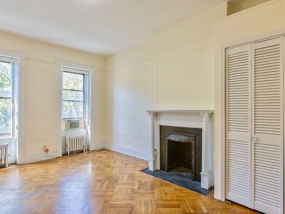 1st image of 637 11th St #4A