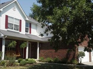 1400 Willshire Dr, Greenwood, IN