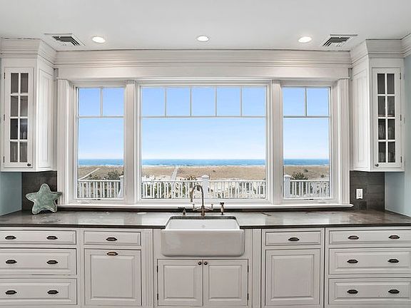 Oceanfront Kitchen