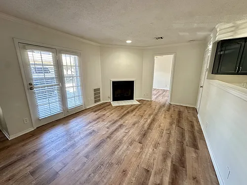 Floor plan 106