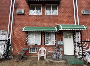 9 Harper Court, Bronx, NY 10466