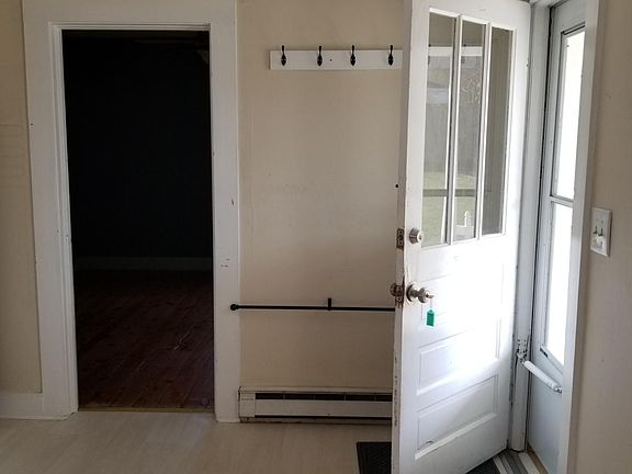 4th image of 1817 S Franklin St