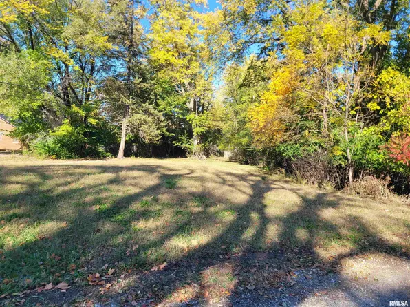 300 W Murray St, Macomb, IL 61455