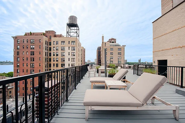 Sold by Corcoran | media 23