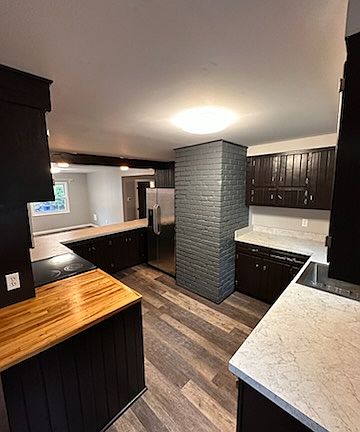 5th image of 125 S 6th St #1