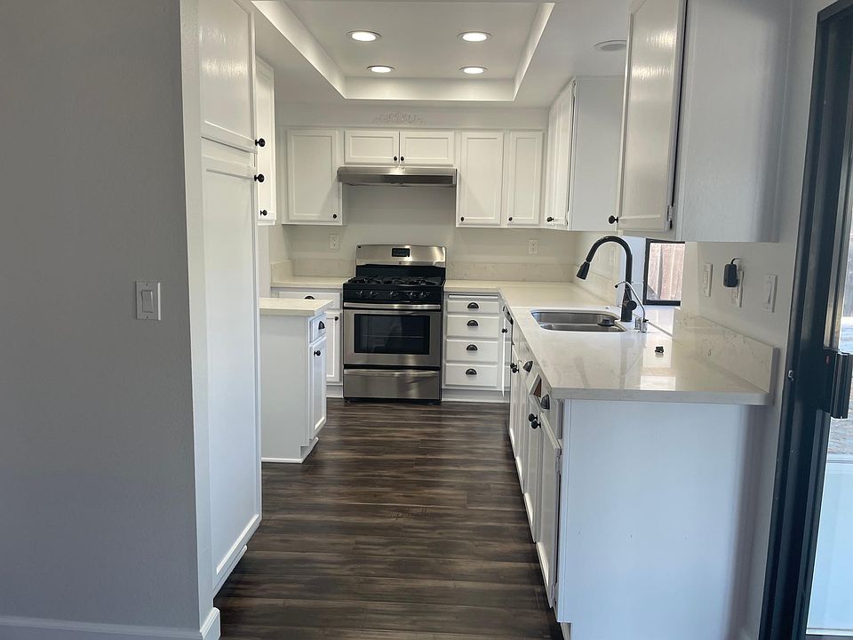 1st image of 14482 Ontario Cir