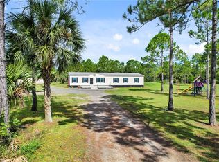 1296 Sutton Trl, Geneva, FL 32732