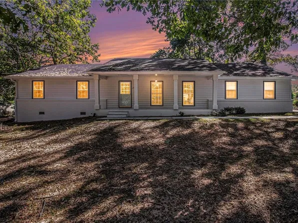 2374 Georgian Ter, Snellville, GA 30078