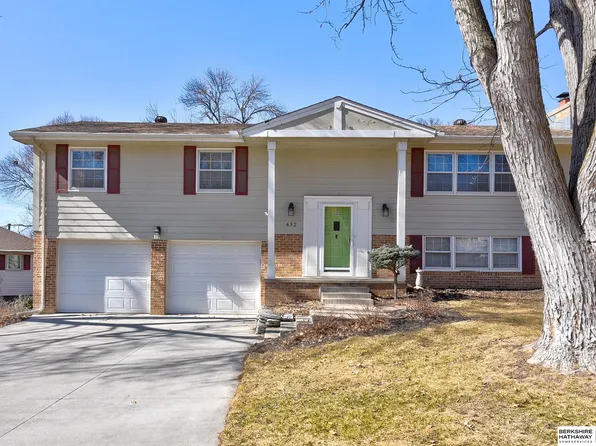 432 S 150th Cir, Omaha, NE 68154