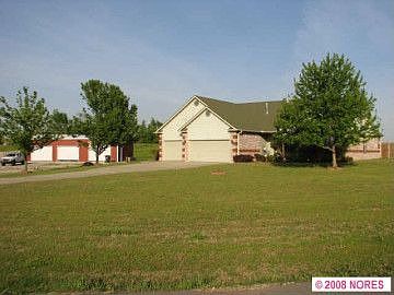 2nd image of 10905 Canyon Oaks Blvd