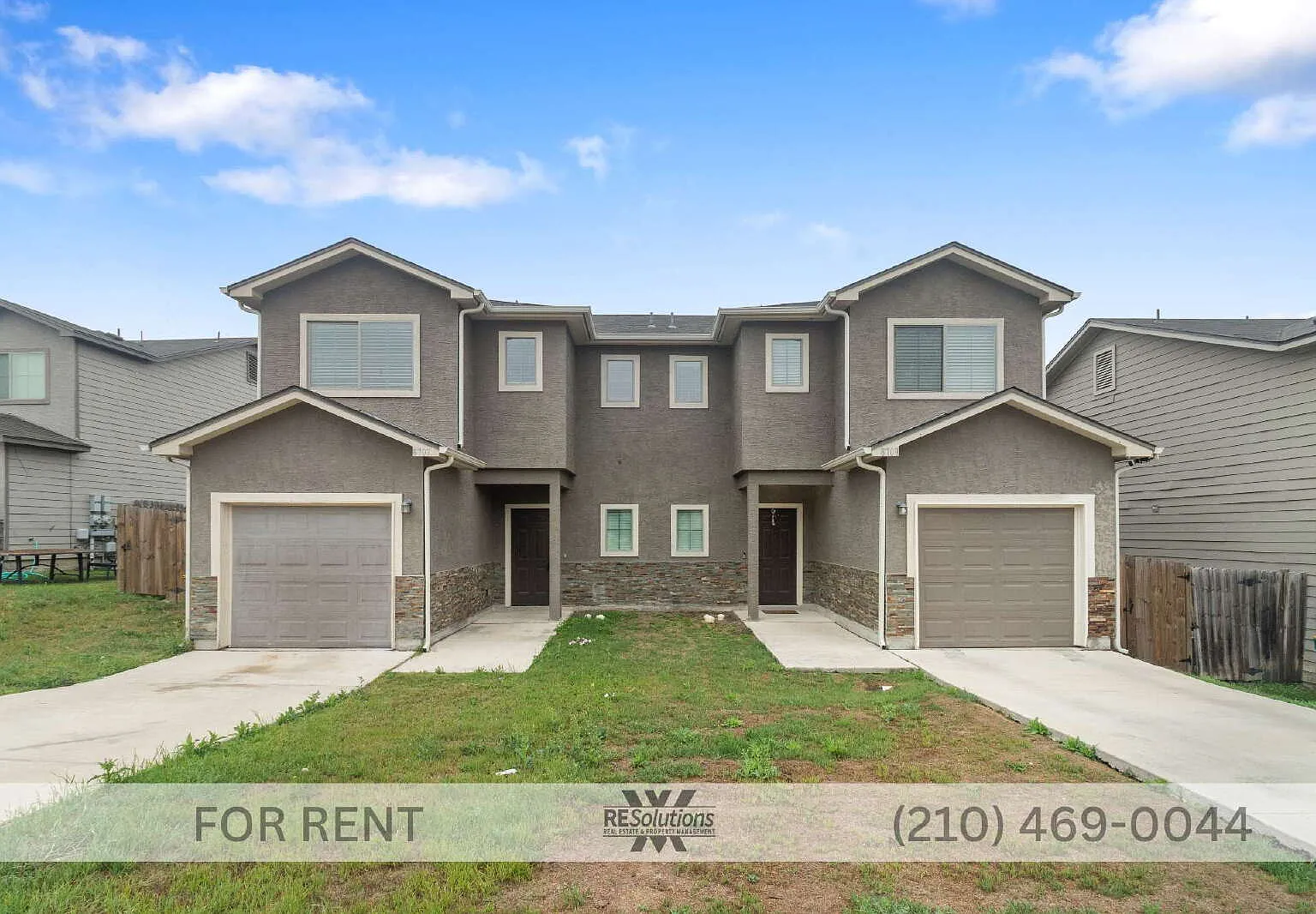 3 bed, 2.5 bath, 1482 sqft, $1,500 — Photo 1