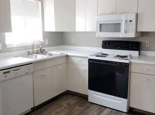 10456 Wornall Rd APT 102, Kansas City, MO 64114
