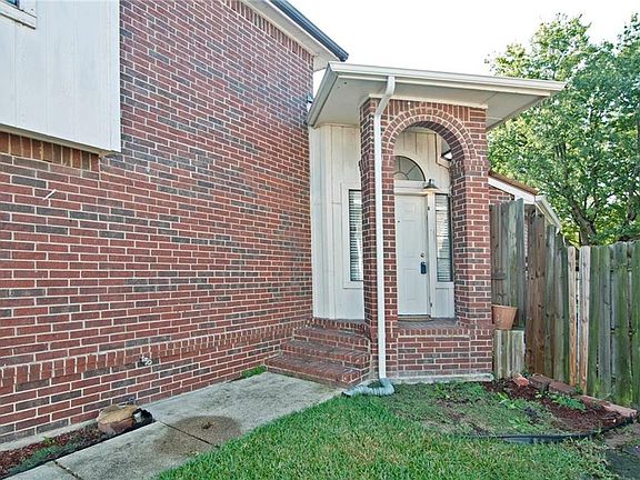 2nd image of 5213 Whitehaven Dr
