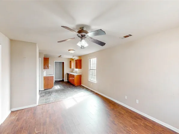 701 E College St, Sherman, TX 75090