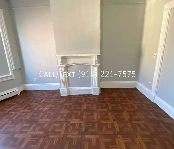 164 Waverly St — Photo 1