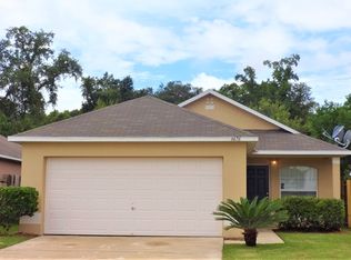 6676 W Gentle Oaks Dr, Jacksonville, FL 32244
