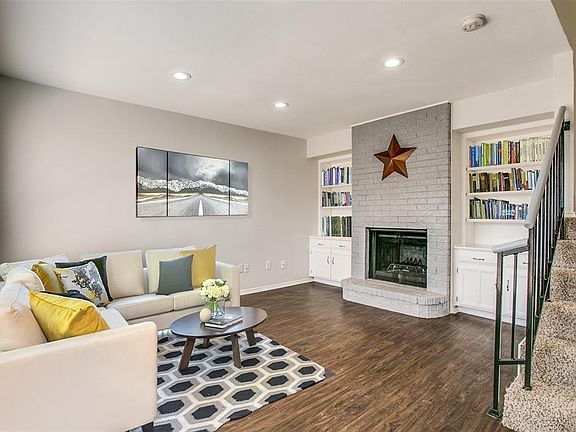 3rd image of 2805 Meadow Park Dr APT C