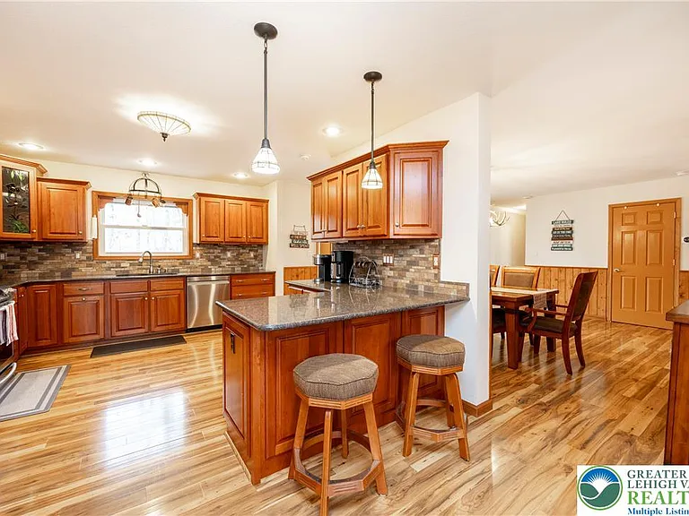 1212 Acacia Dr — Photo 23