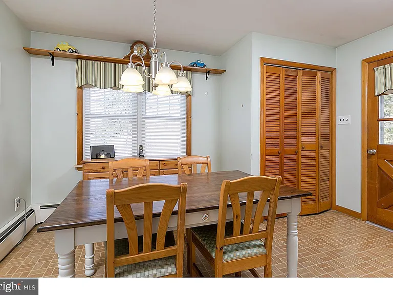 428 Lakeview Ave — Photo 13