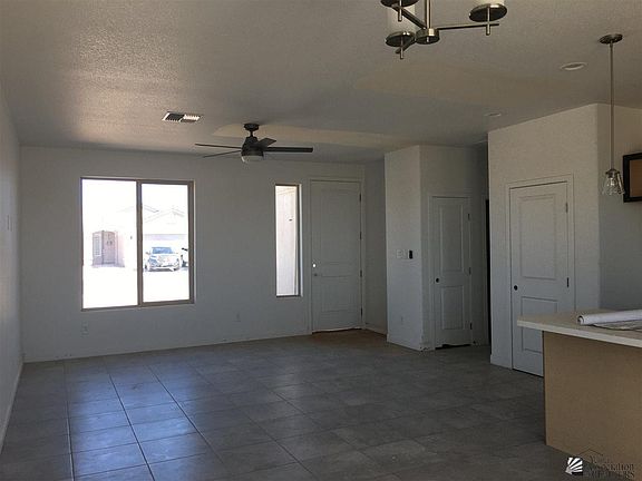 4th image of 8433 E 34th Ln