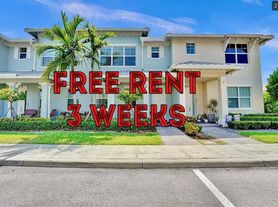 4810 Eucalyptus Dr, Hollywood, FL