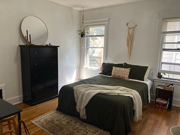 5th image of 76 Murray St