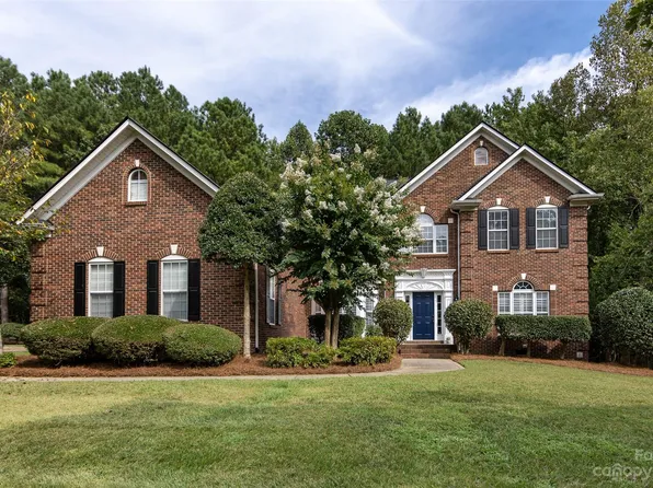 12422 Overlook Mountain Dr, Charlotte, NC 28216