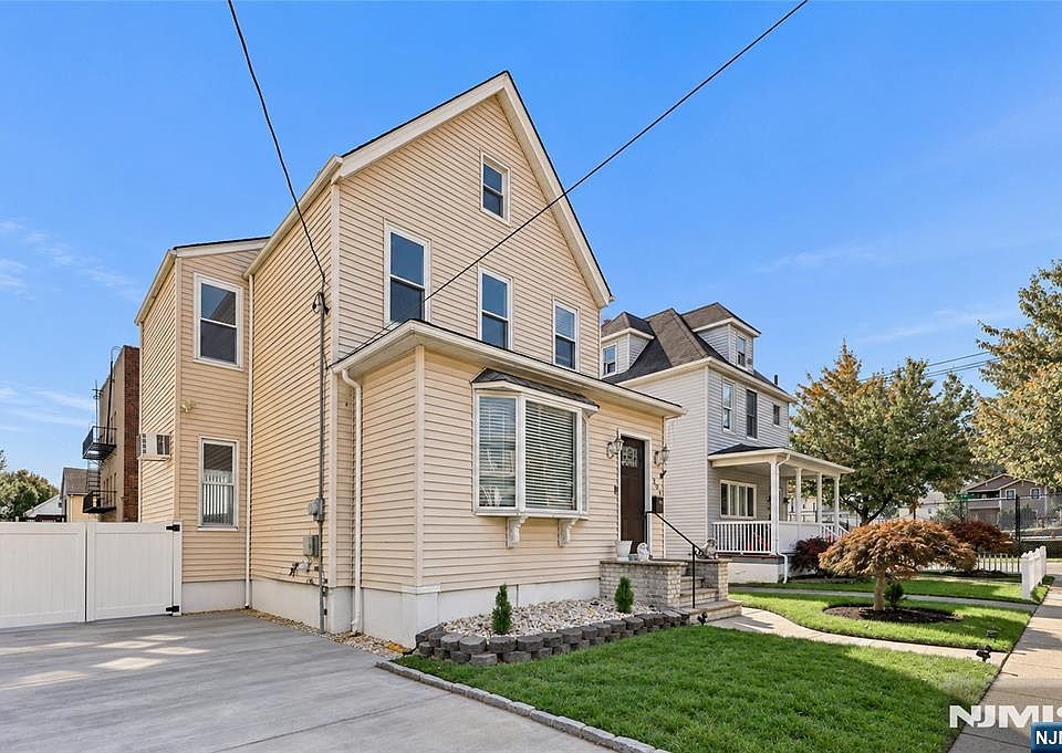 1st image of 336 Livingston Avenue