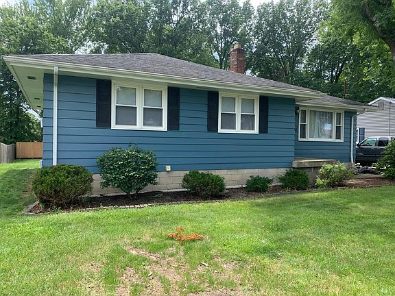 2nd image of 435 Meadowbrook Ave
