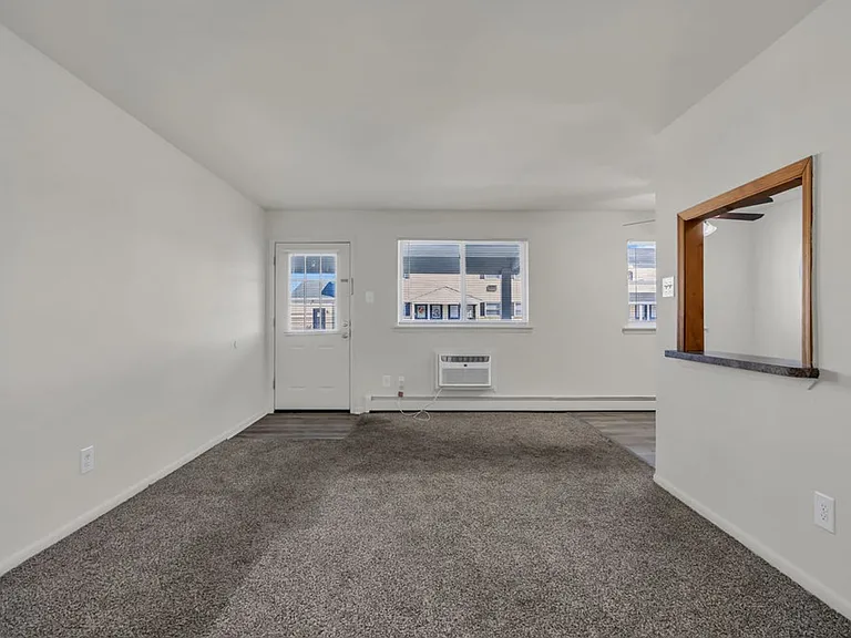 Laurelton Village Apartments — Photo 9