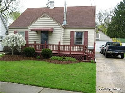 1st image of 2220 Kenwood St