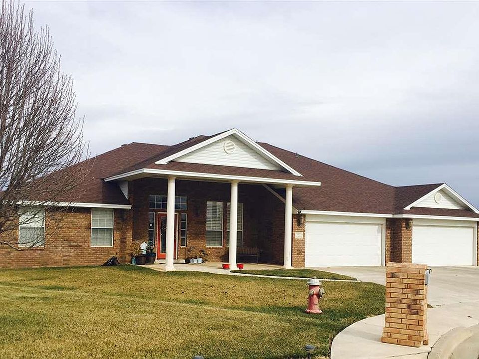 1st image of 1017 Armstrong Cir