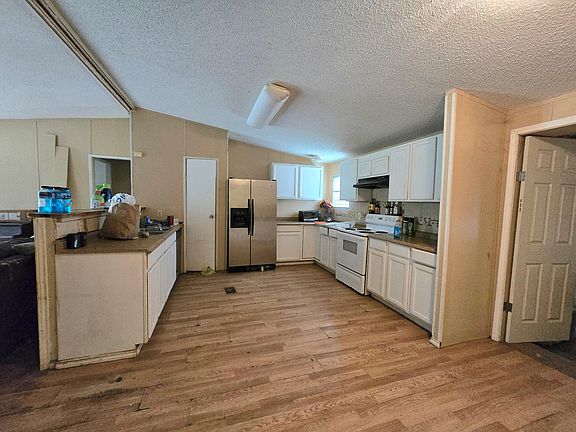 4th image of 340 County Road 411