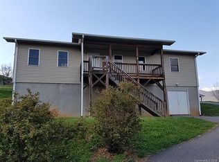 116 Barefoot Rdg, Clyde, NC 28721