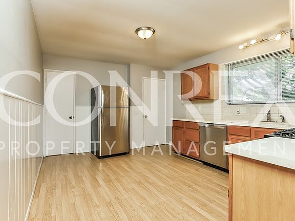 5th image of 2375 Love Ln