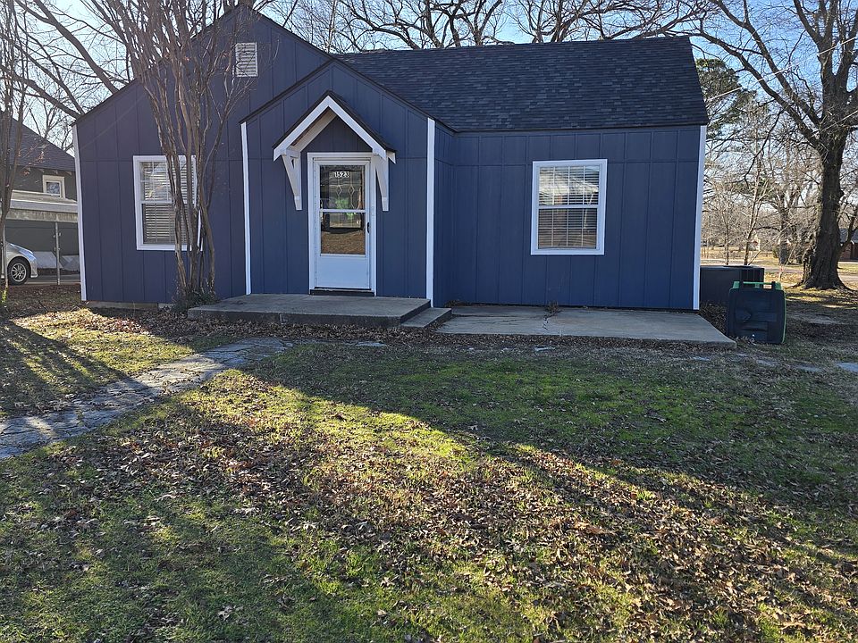 1st image of 1523 N Barta Ave