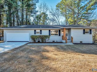 2605 Laverne Dr NW, Huntsville, AL 35810