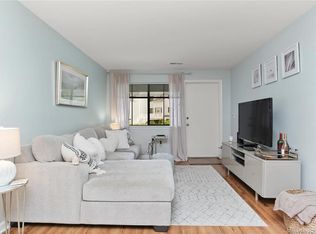 37 Rowayton Woods Dr UNIT 37, Norwalk, CT 06854