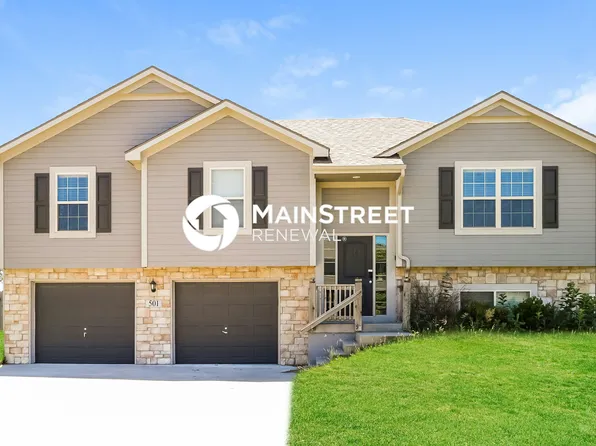 501 191st Ter, Smithville, MO 64089
