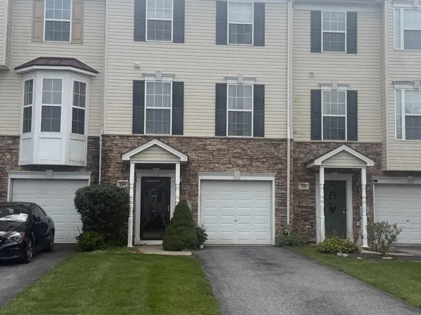 394 Bruaw Dr, York, PA 17406