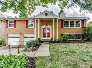 224 Shafer Rd, Coraopolis, PA 15108