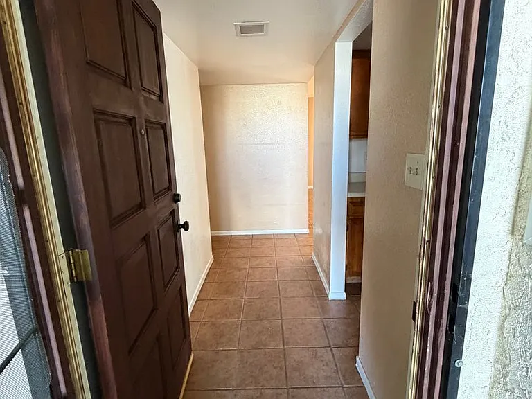 4309 Rosewall St — Photo 5