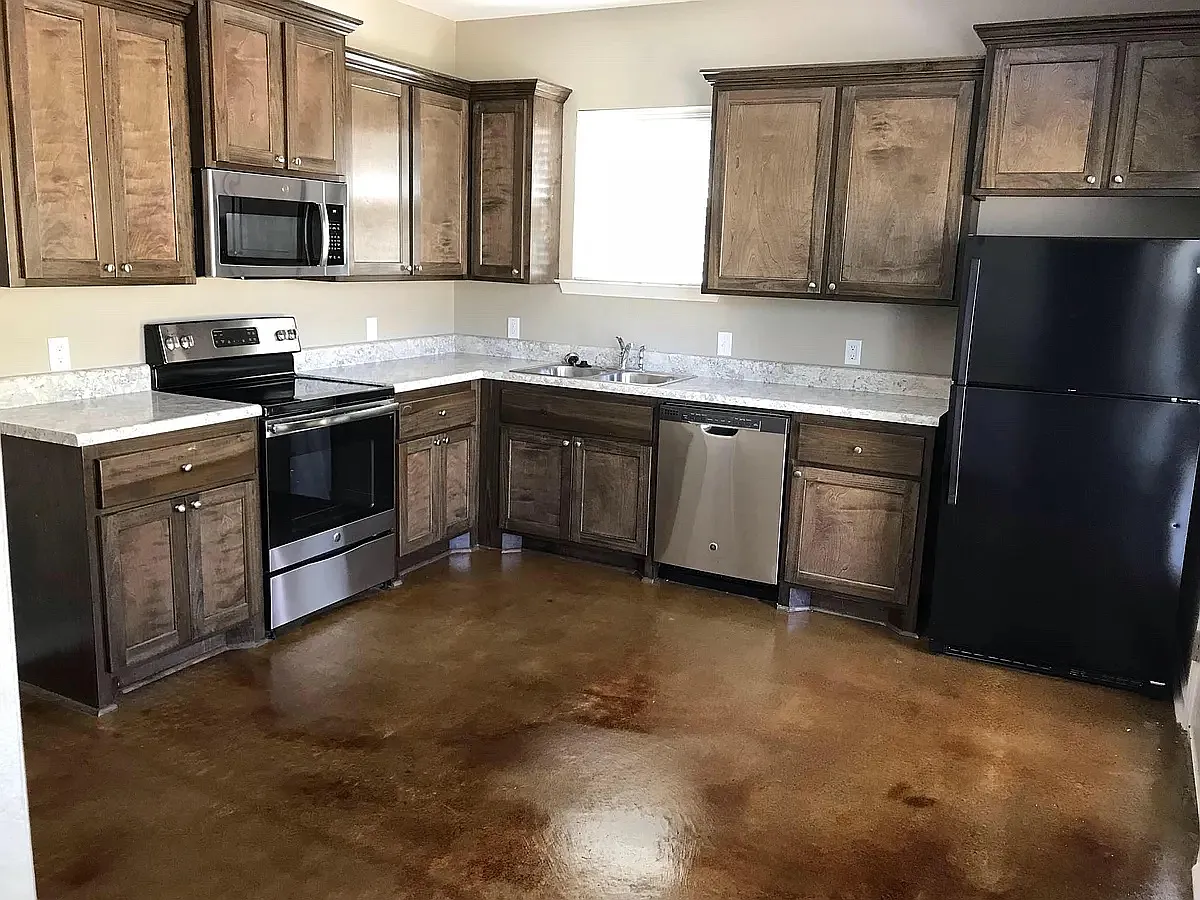 2 bed, 1080 sqft, $1,105 — Photo 3