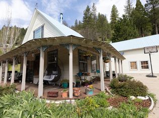 223 Sunnyside Dr, Downieville, CA 95936
