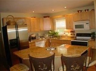44 Dunster Ln, Winchester, MA 01890
