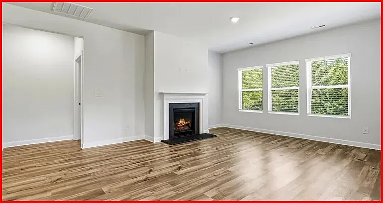 4 bed, 3.5 bath, 2750 sqft, $2,975 — Photo 3