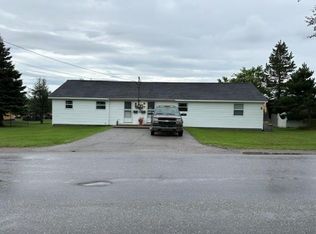 42 Hillview Avenue, Stephenville, NL A2N1T1