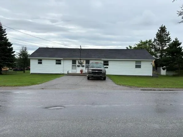 42 Hillview Avenue, Stephenville, NL A2N1T1