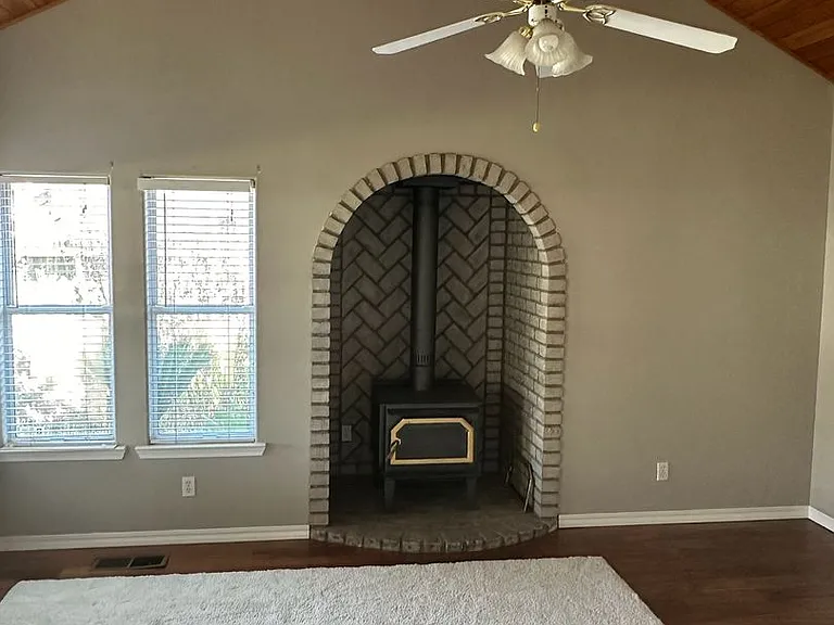 511 Lone Oak Ct — Photo 9