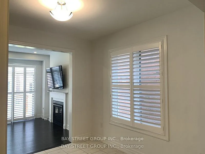4 bed, $3,400 — Photo 4